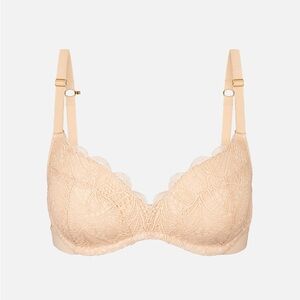NWT Lively Lace No-Wire Push-Up 38DD